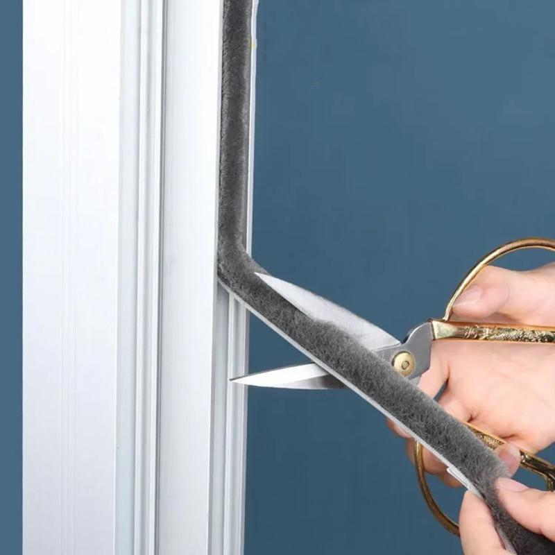 10M Self Adhesive Brush Strip  - Window Lock Bar บทวิจารณ์และราคา